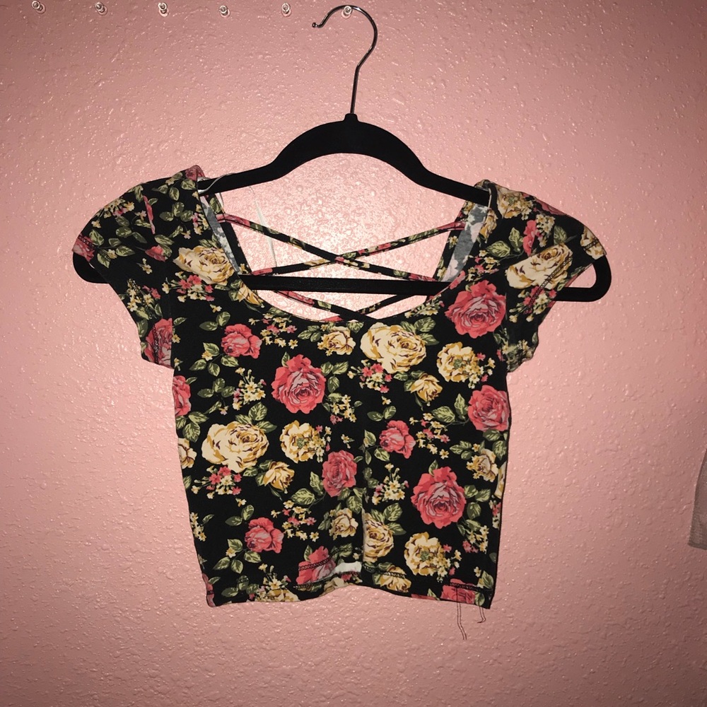 Floral Short Sleeve Crop top